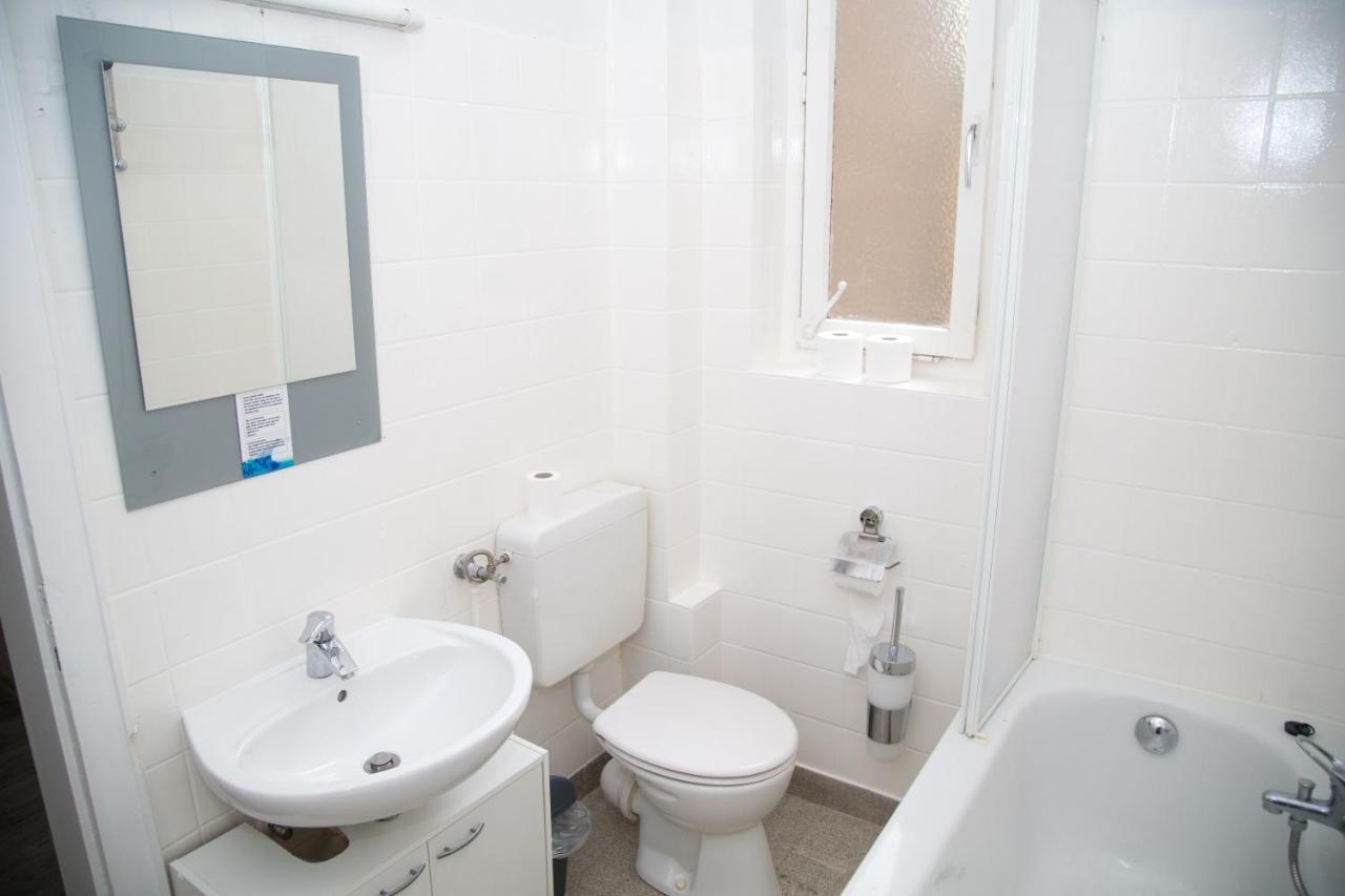 Apartment Othman Falkenstrasse 26 1og L *